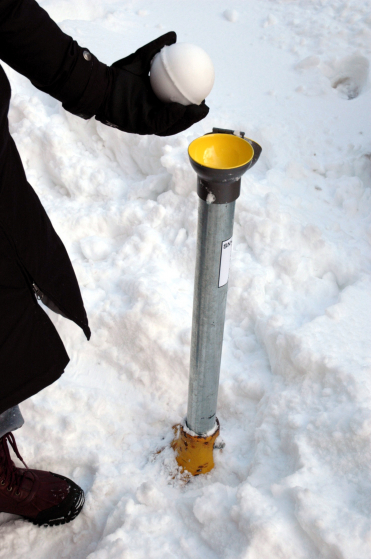 snow_machines_erik_peterson_2010_7.jpg